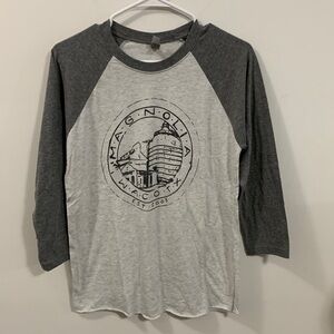 Magnolia T-Shirt, next level apparel, size Small, very good condition